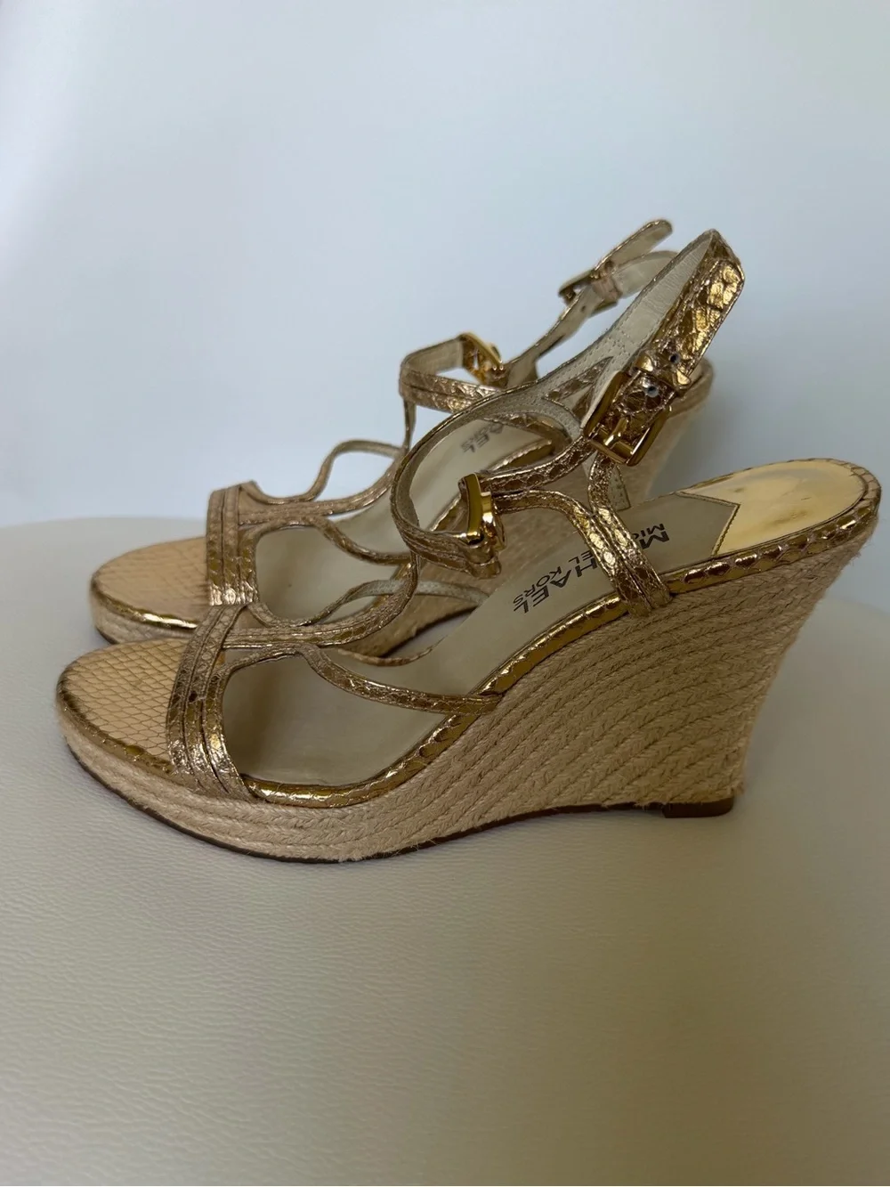 MICHAEL Michael Kors Gold Metallic Snakeskin Espadrille Wedge Sandals Size 7